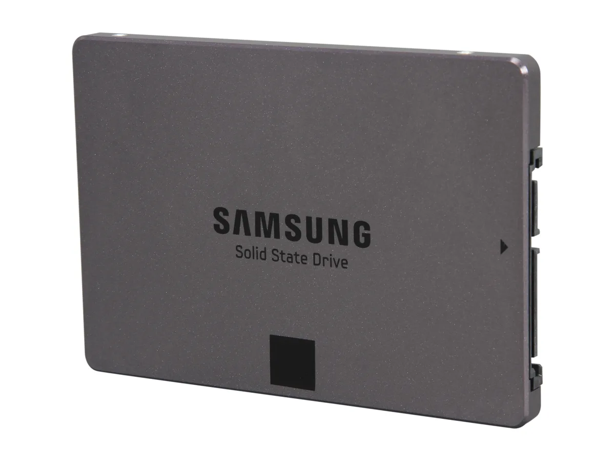 SAMSUNG SAMSUNG 840 EVO MZ-7TE250LW 250GB SATA internal SSD — toote foto