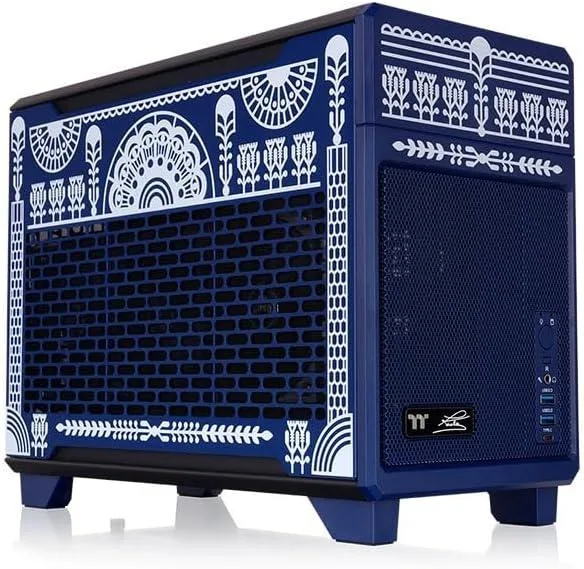 Thermaltake Thermaltake TR100 Koralie Edition PC case — toote foto