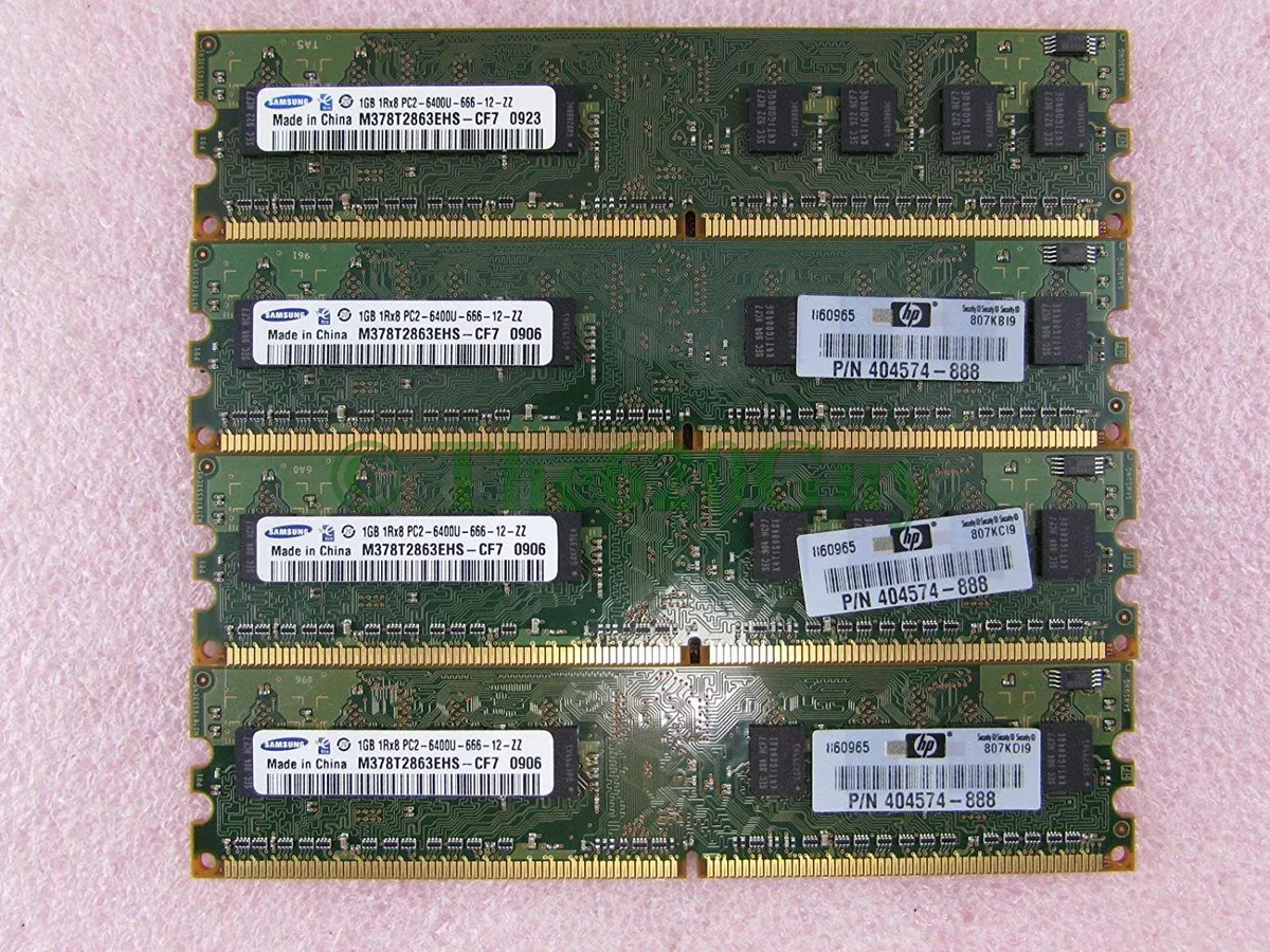 SAMSUNG SAMSUNG M378T2863EHS-CF7 4GB 4x1GB DDR2 800MHz CL6 1.8V 240-pin desktop RAM — photo du produit
