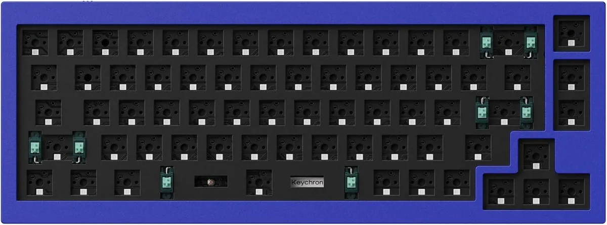 Foldable 65% keyboard with 166° ergonomic split and PU leather finish