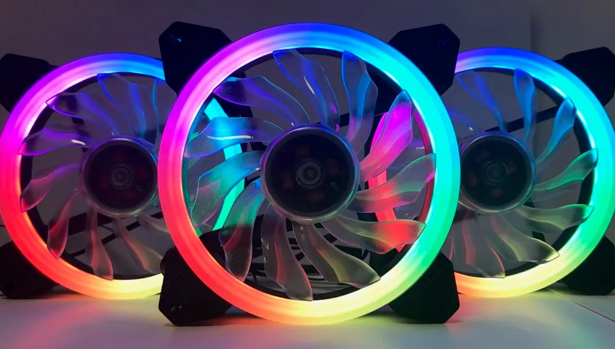 E-POWER E-POWER EP-FAN-1RGB3 120mm ARGB case fan 3-pack with 10-port hub and RF remote — صورة المنتج