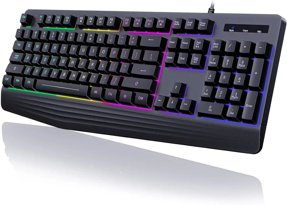 TUKO TUKO 104-Key Rainbow LED Gaming Keyboard 8000Hz .08ms .005mm 12 Media Keys — fotografia produktu