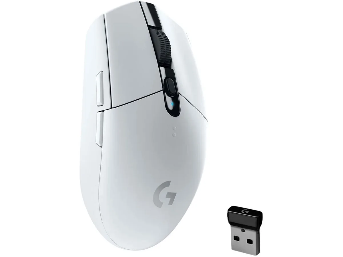 Logitech Logitech G304 Lightspeed Wireless Gaming Mouse 6 Programmable Keys 12000DPI White — photo du produit
