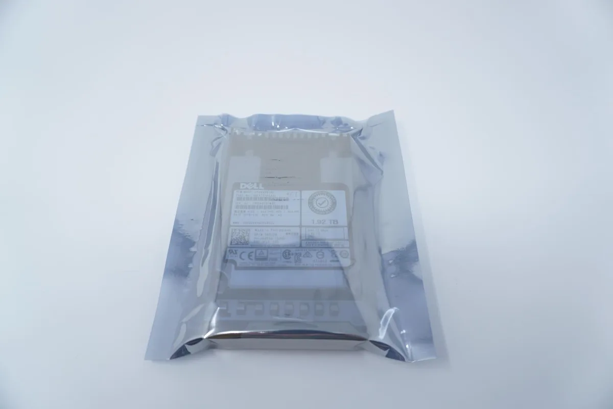 DELL DELL 4XC39 1.92TB SAS 2.5" 12G MU enterprise SSD — productfoto