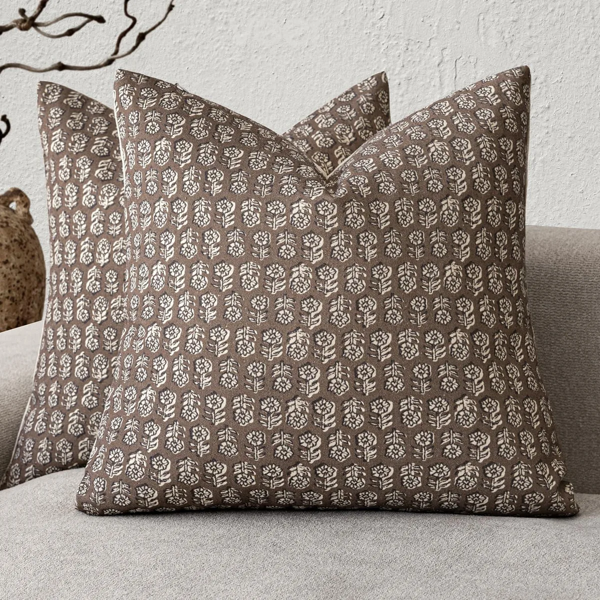  Foindtower SF-205 Floral Pillow Covers 20×20 Inch Set of 2 — 商品照片