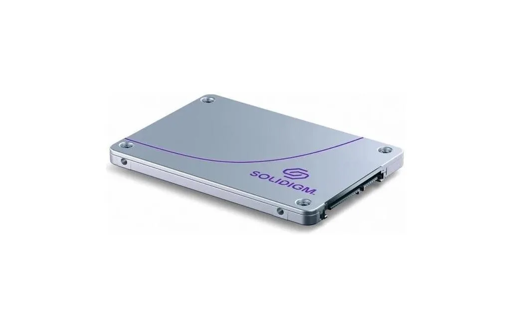 Solidigm Solidigm SSDSC2KG019TZ1Z D3-S4620 1.92TB SATA 2.5-inch internal SSD — product photo