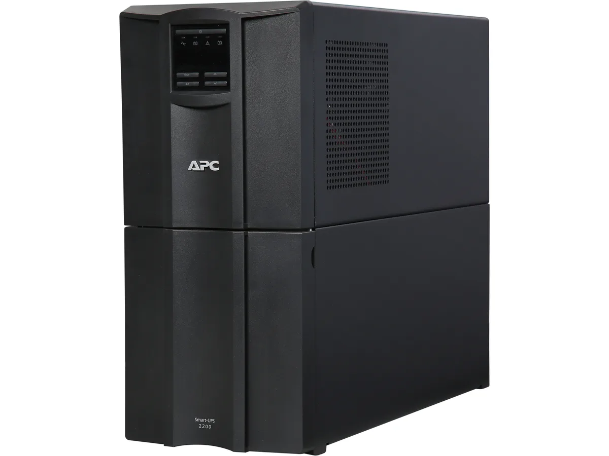 APC APC Smart-UPS SMT2200 2200 VA 1920 W UPS — 제품 사진