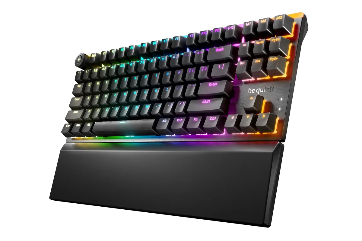 Tenkeyless mechanical keyboard, brushed aluminium top, PBT keycaps, magnetic wrist rest, detachable USB-C cable