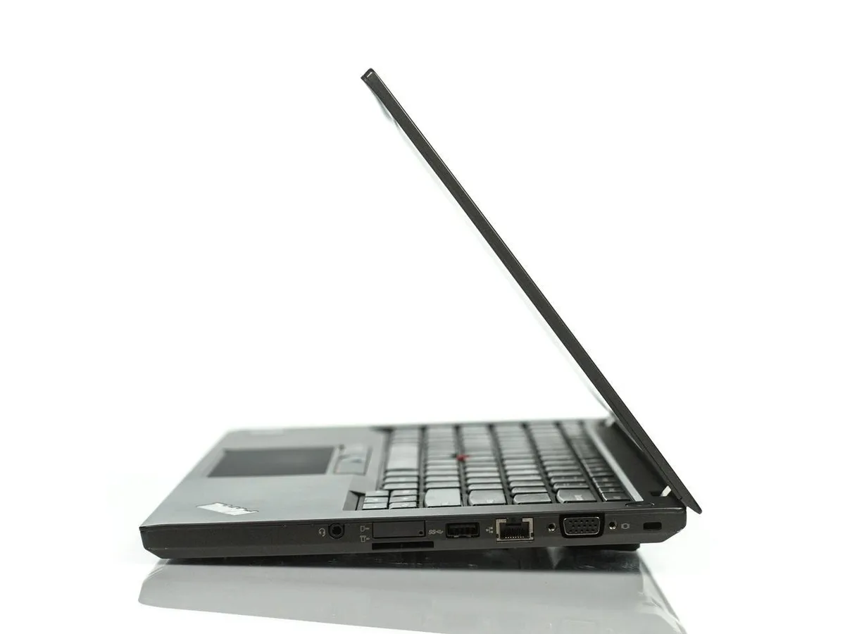 Black 14 inch ThinkPad T450s ultrabook with webcam