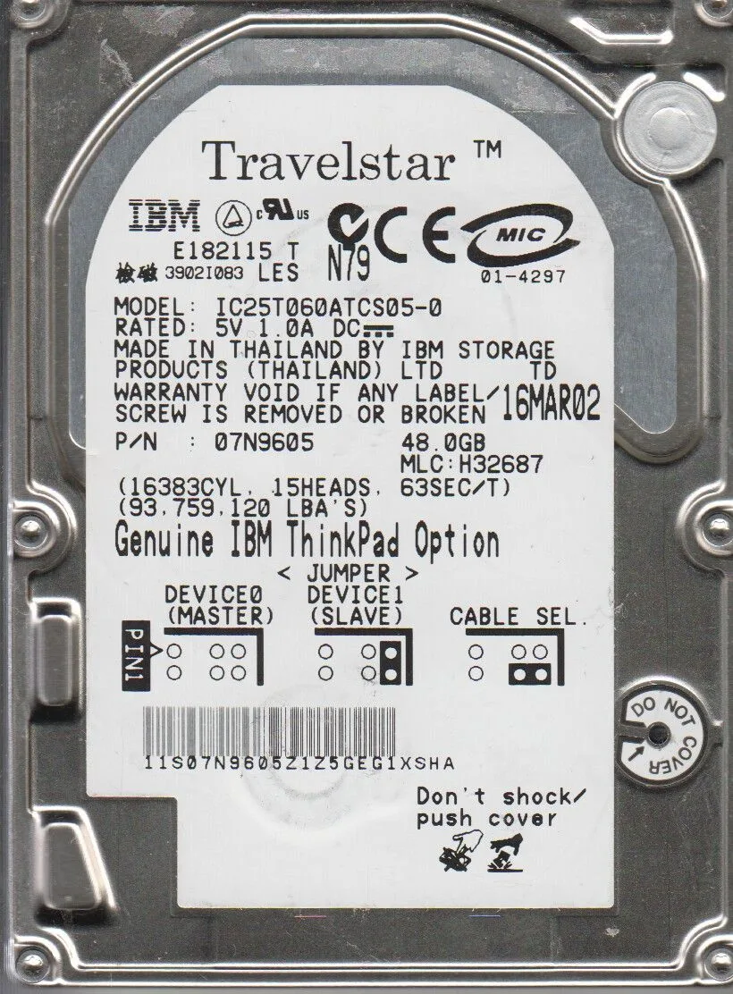 IBM IBM IC25T060ATCS05-0 60 GB 5400 RPM 2.5" laptop hard drive — foto del producto
