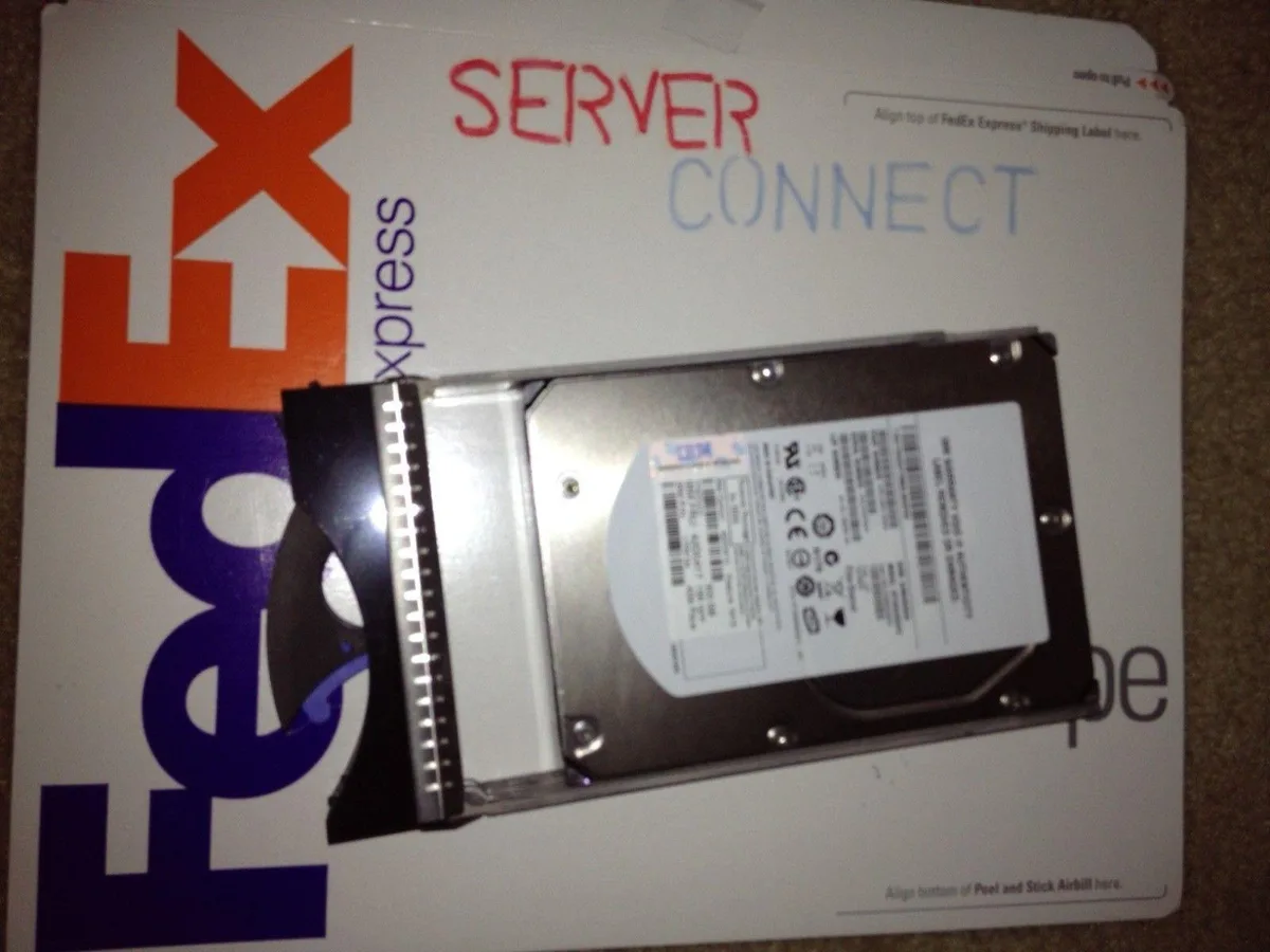 IBM IBM 600GB 15K SAS 16MB cache 44W2244 44W2245 44W2248 — foto produk