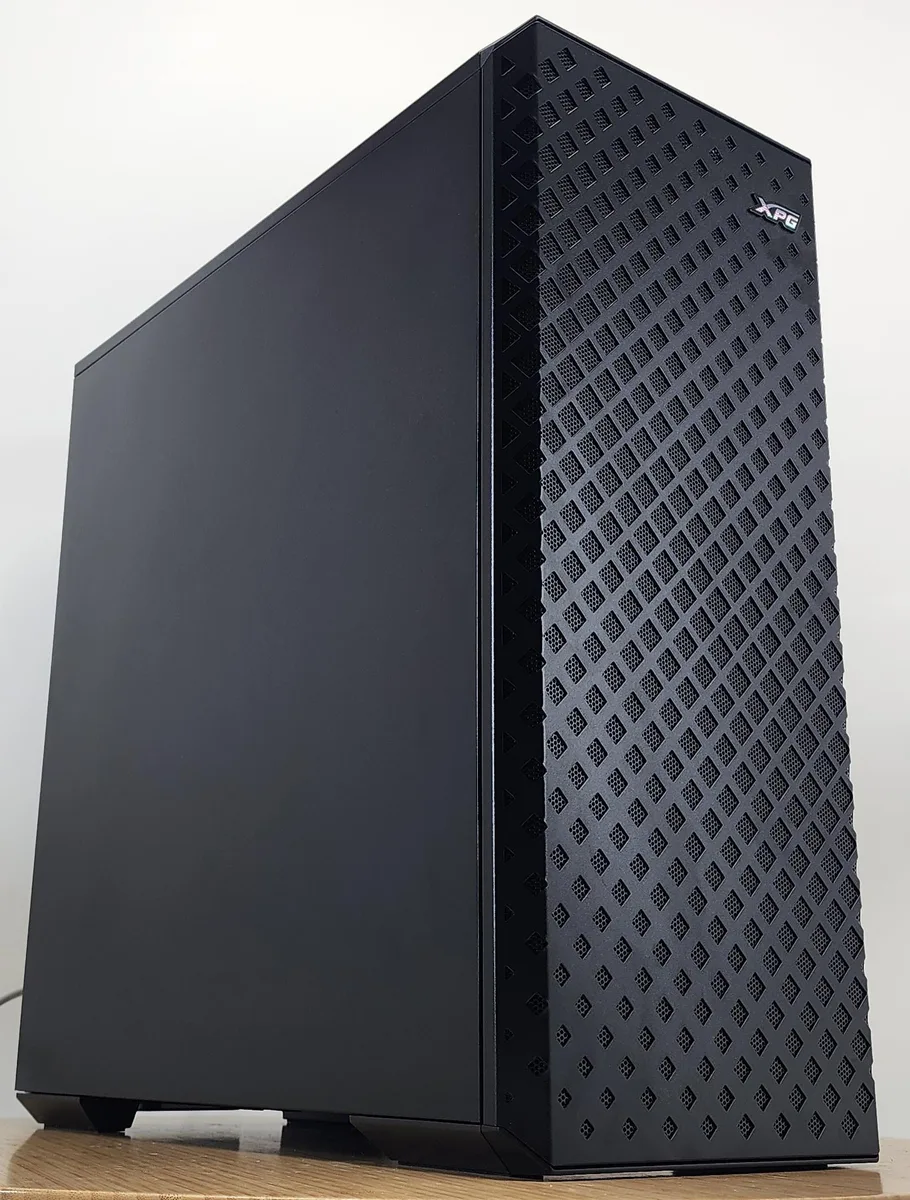Custom Custom Ryzen 5 5500 16GB 512GB NVME GTX 1650 gaming PC — fotografia produktu