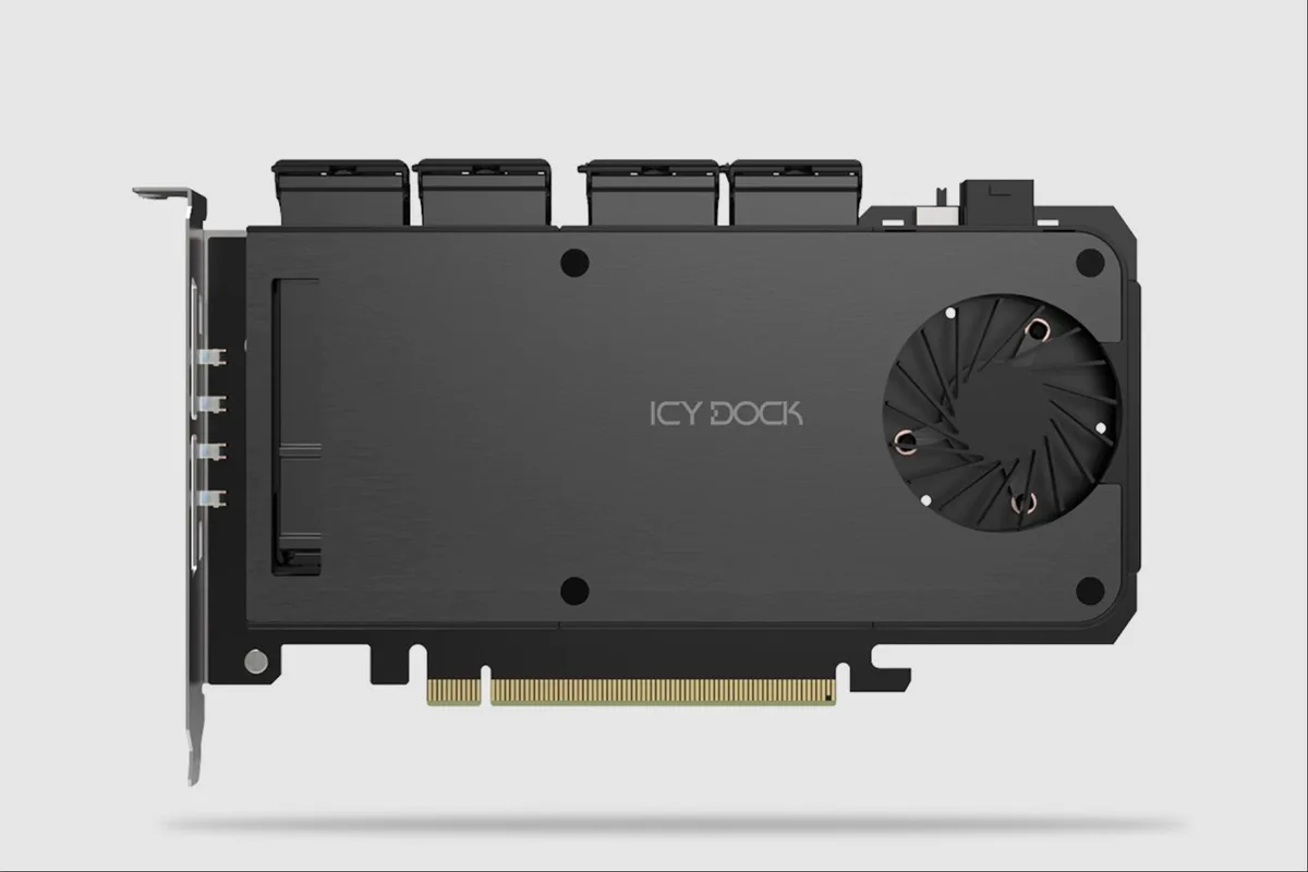 ICY DOCK ICY DOCK ExpressSlot MB204MP-B 4 Bay M.2 NVMe PCIe 5.0 x16 Adapter — product photo