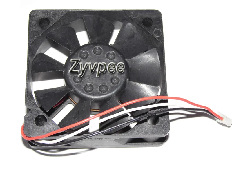 Zyvpee Zyvpee 2106KL-04W-B39 50x15mm 3-pin case fan — foto produk