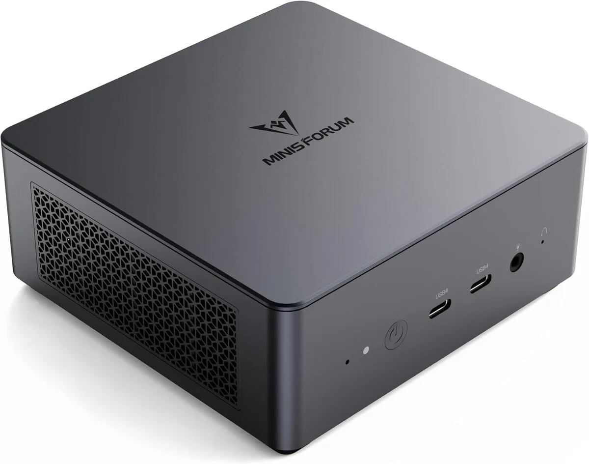 minisforum minisforum UM790 Pro barebone mini PC Ryzen 9 7940HS 32GB DDR5 512GB — photo du produit