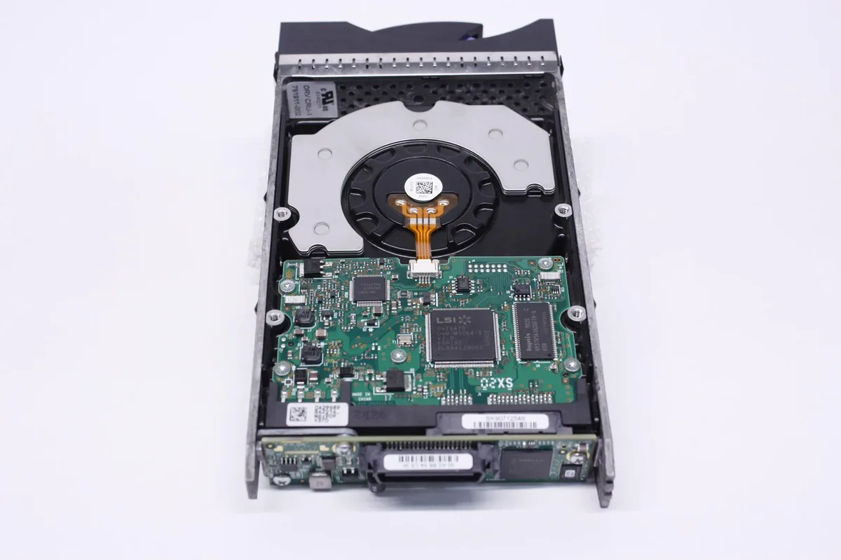 IBM IBM 44X2459 1TB 7200RPM SATA 3.5" internal hard drive — foto del producto