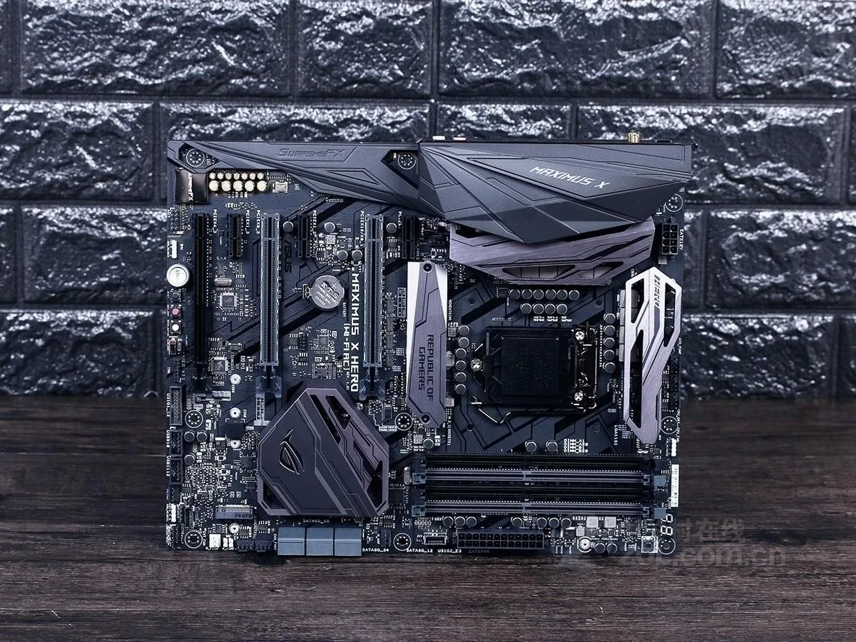 ASUS ASUS ROG Maximus X Hero (Wi-Fi AC) DDR4 64GB Intel motherboard — product photo