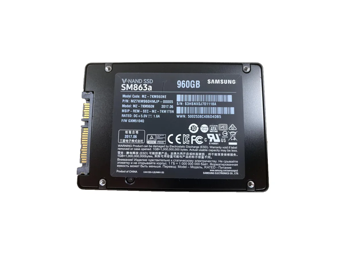 Samsung SM863a 960GB 2.5-inch SATA SSD, black metal enclosure