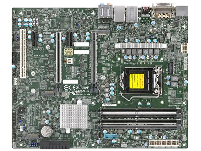 Supermicro Supermicro MBD-X12SAE-5-O server motherboard — foto del prodotto