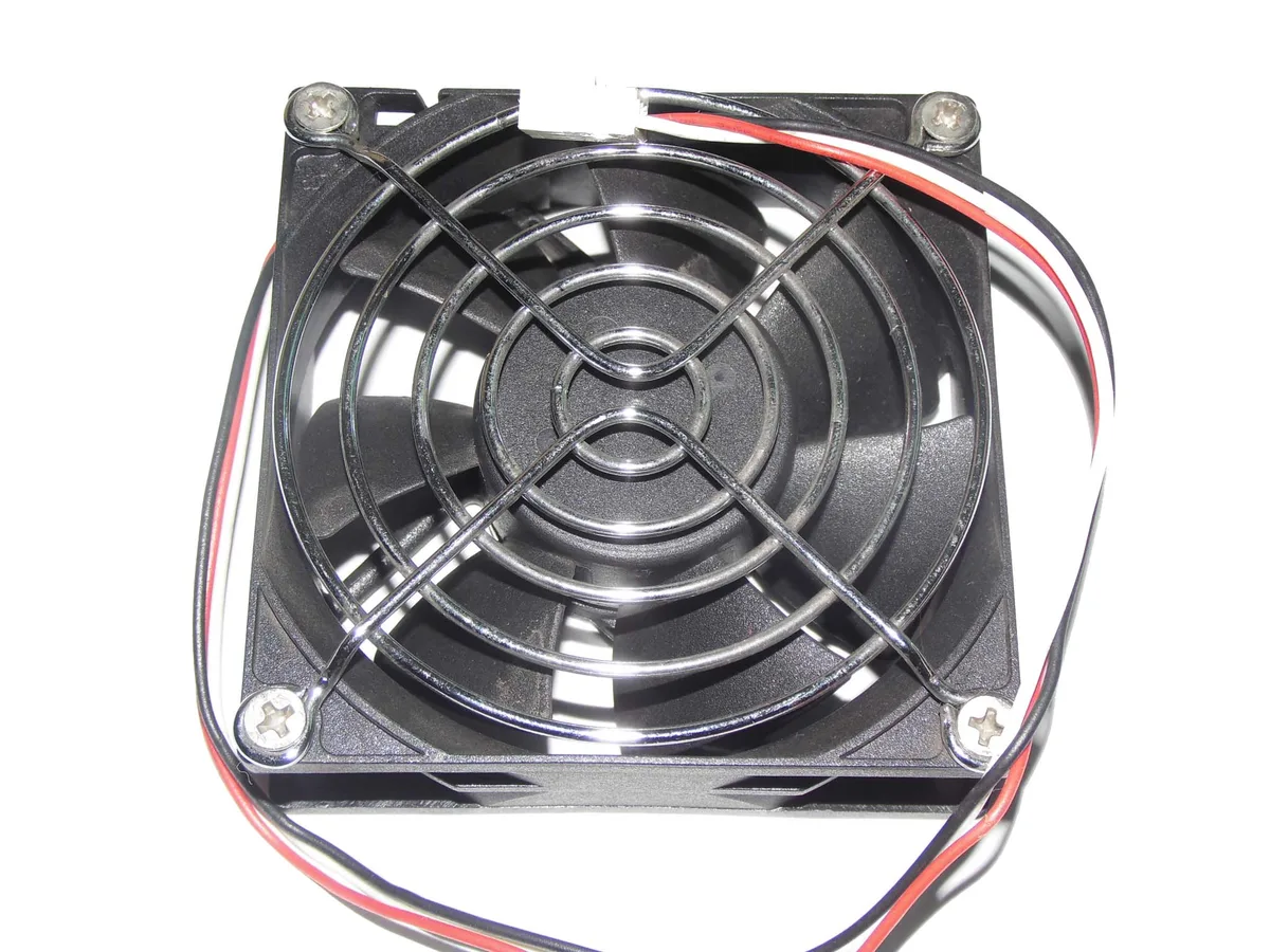 OEM Industries OEM Industries AD0812XB-A73GL 80mm 12V 0.55A 3-pin ball-bearing fan — תמונת המוצר