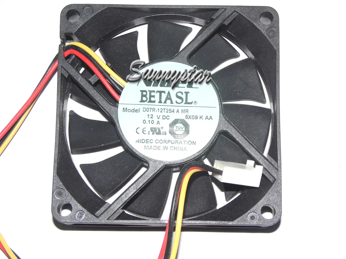 SunnyStar Co., Ltd SunnyStar Co., Ltd D07R-12T2S4 70x15mm 12V 3-pin ball bearing case fan — صورة المنتج