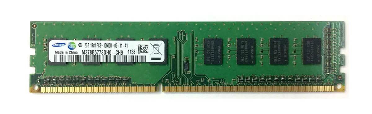 SAMSUNG SAMSUNG M378B5773DH0-CH9 2GB 240-Pin DDR3 1333 server RAM — produkto nuotrauka