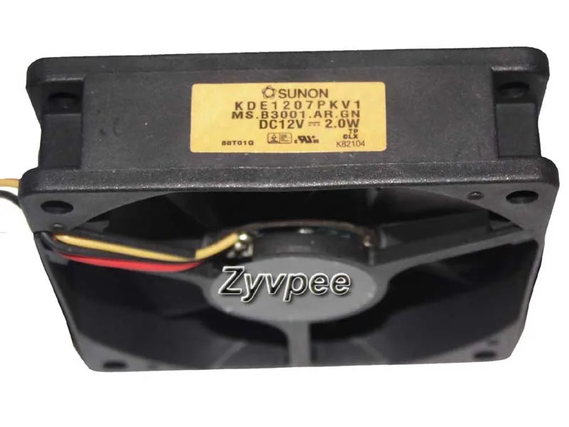 Zyvpee Zyvpee KDE1207PKV1 70 mm 3-pin case fan 1600-1999 RPM — 제품 사진
