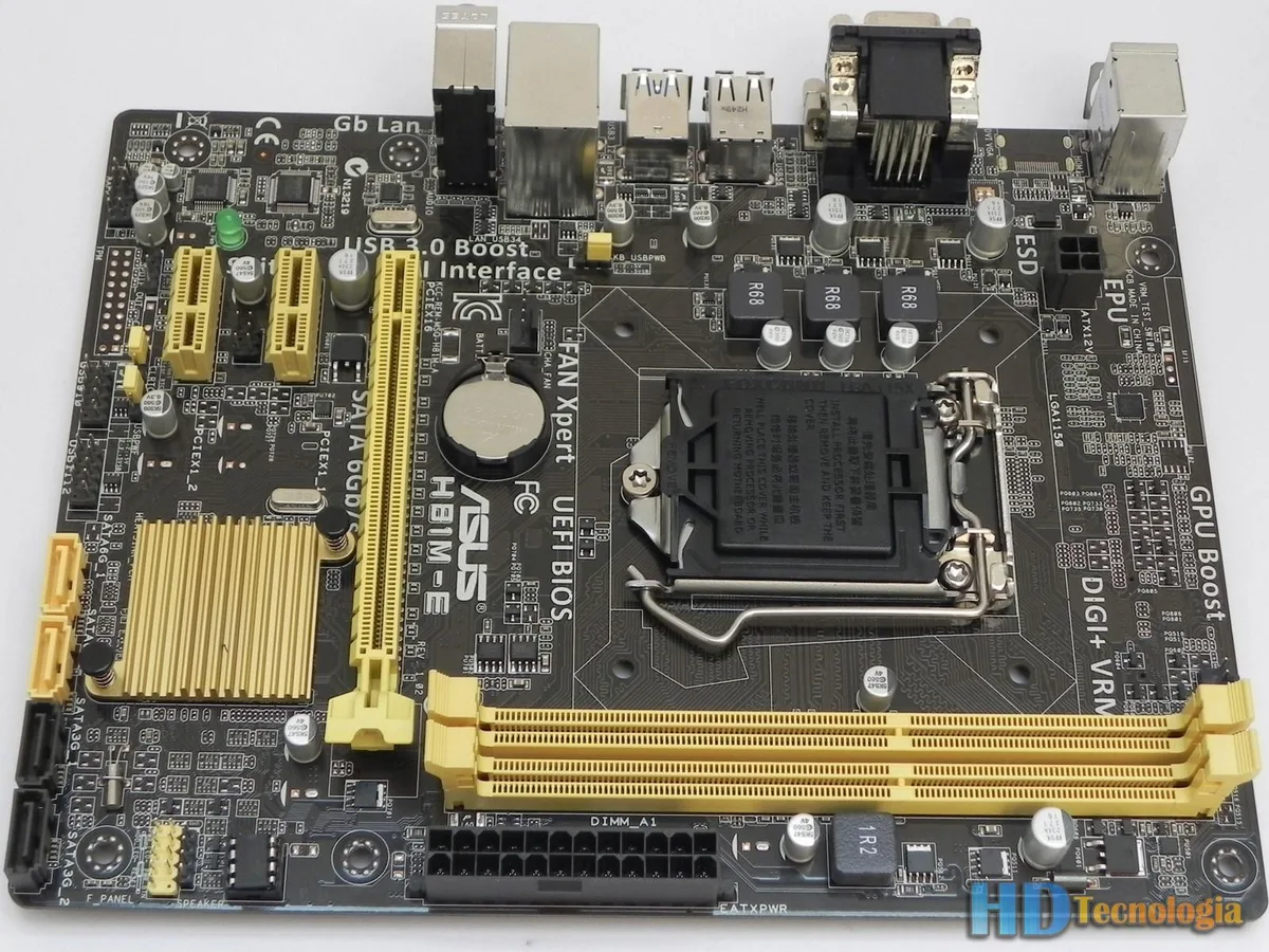 Green Micro ATX motherboard with LGA 1150 socket and DDR3 slots