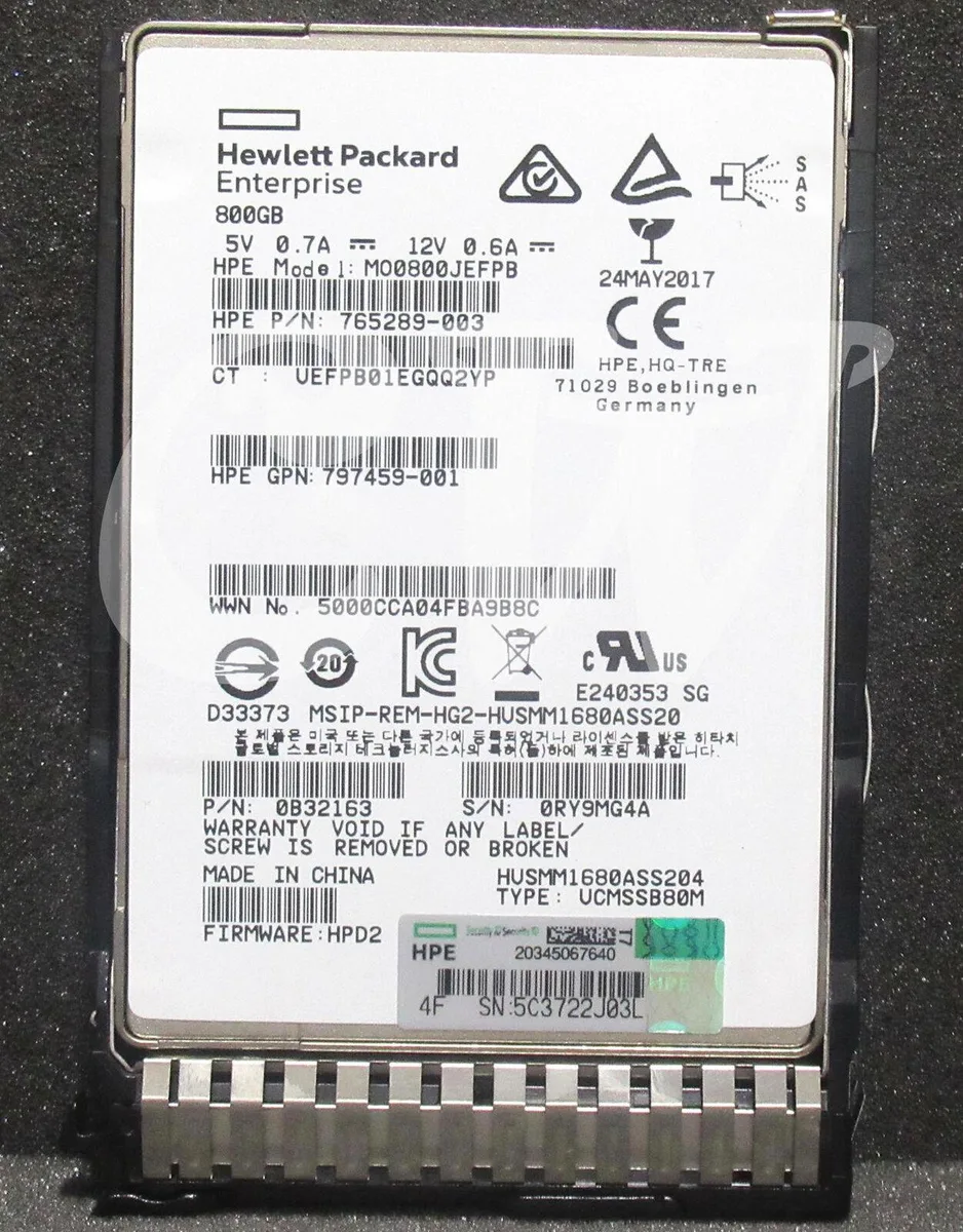 HPE 800GB 2.5 inch SAS SSD in black smart carrier tray