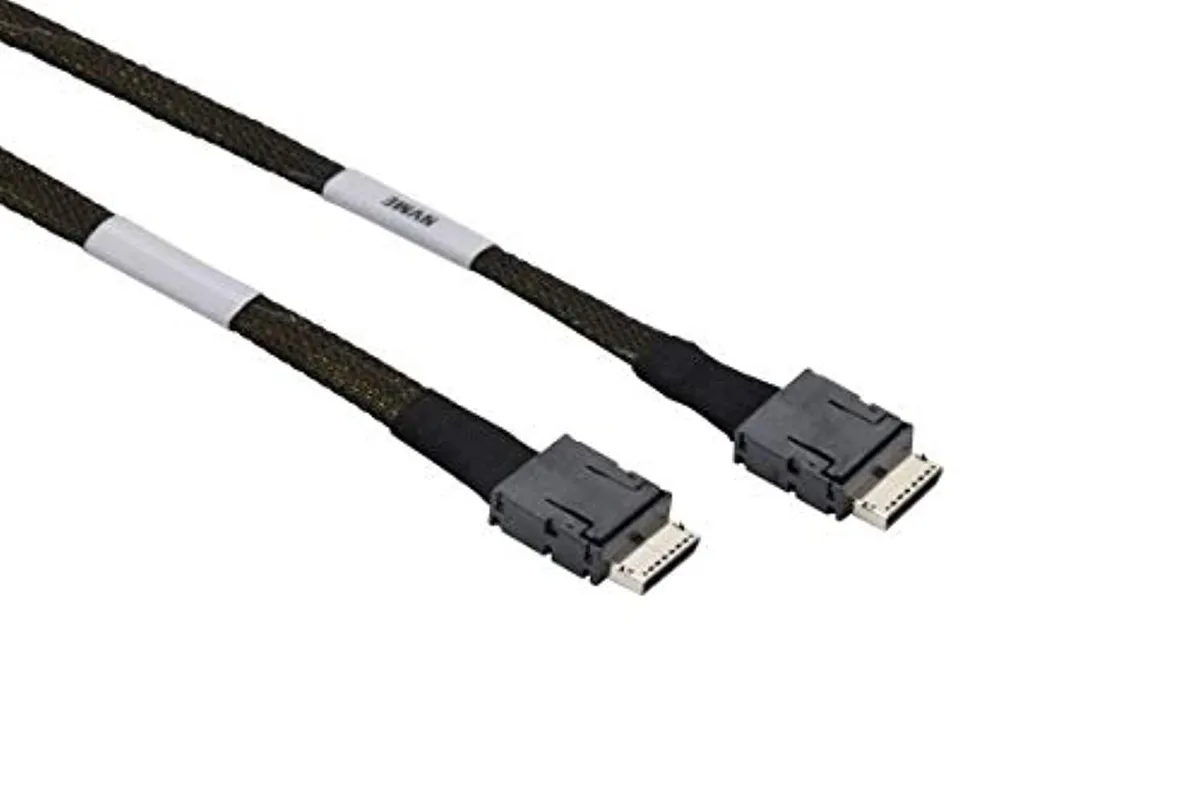 Supermicro Supermicro CBL-SAST-0819 SAS internal cable OCuLink SFF-8611 latched 2 ft — photo du produit
