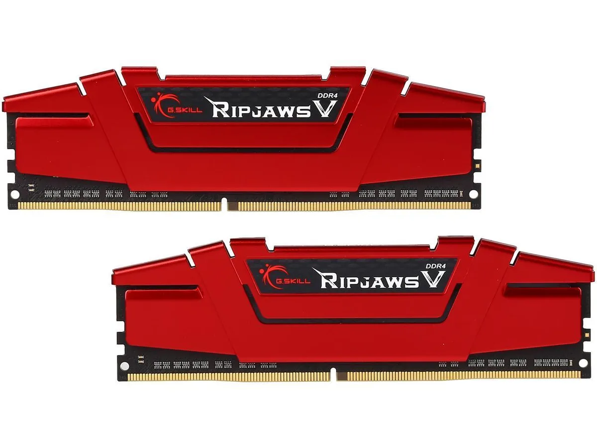 Two red aluminium heatspreaders on black DDR4 DIMMs
