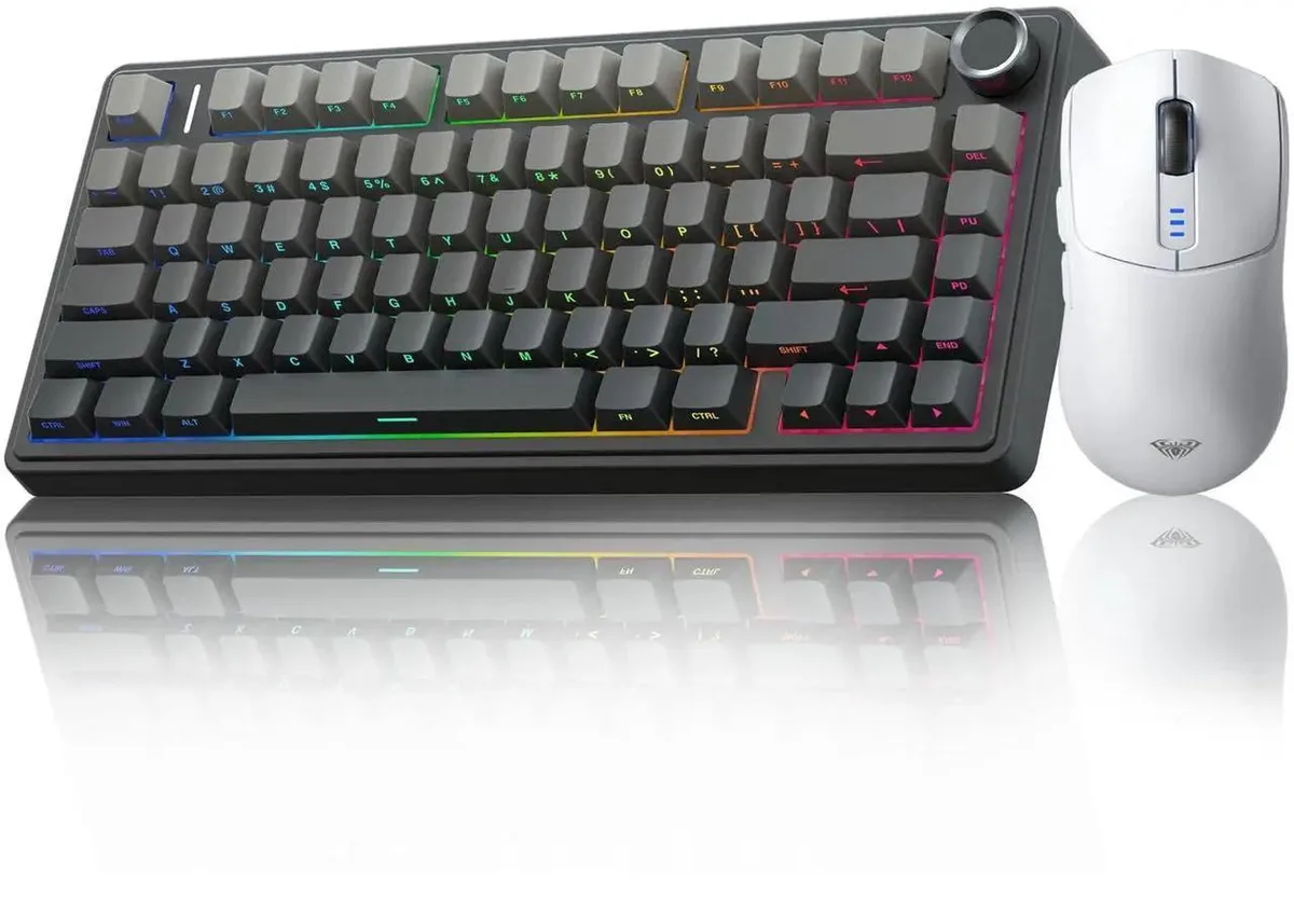 White 75% wireless mechanical keyboard with gasket mount and matching SC580 mouse