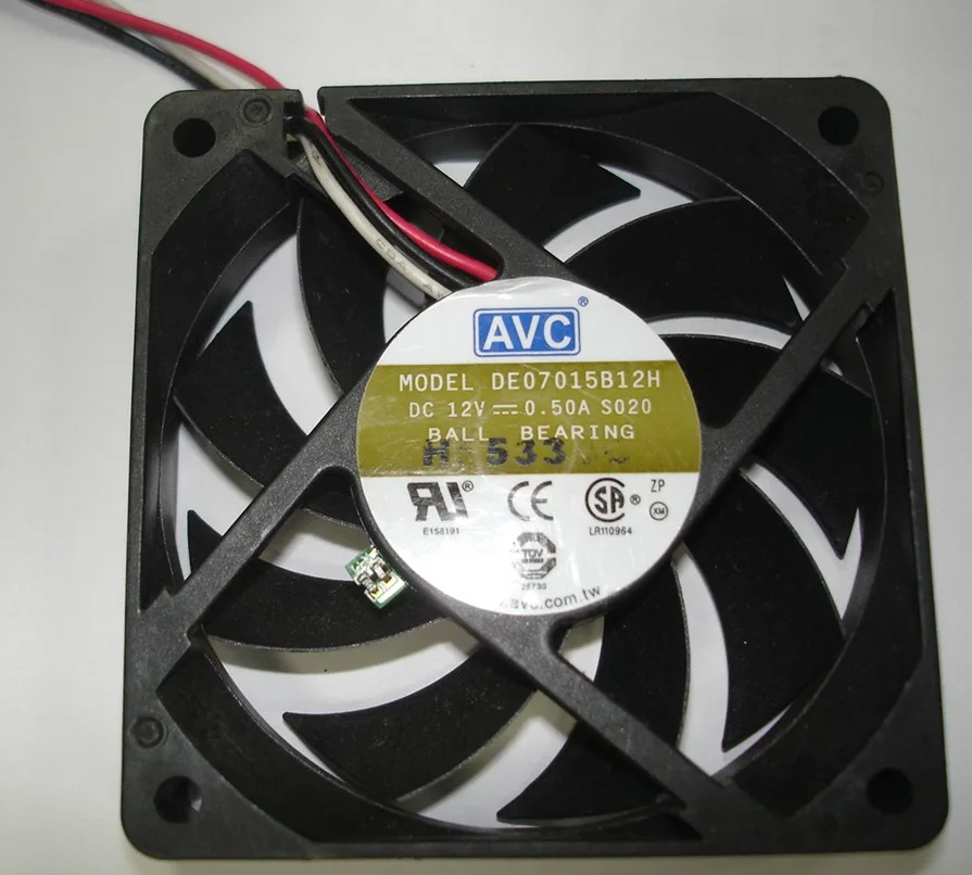 OEM Industries OEM Industries DE07015B12H S020 70x15mm 12V 0.5A 3-Wire CPU Cooler — toote foto