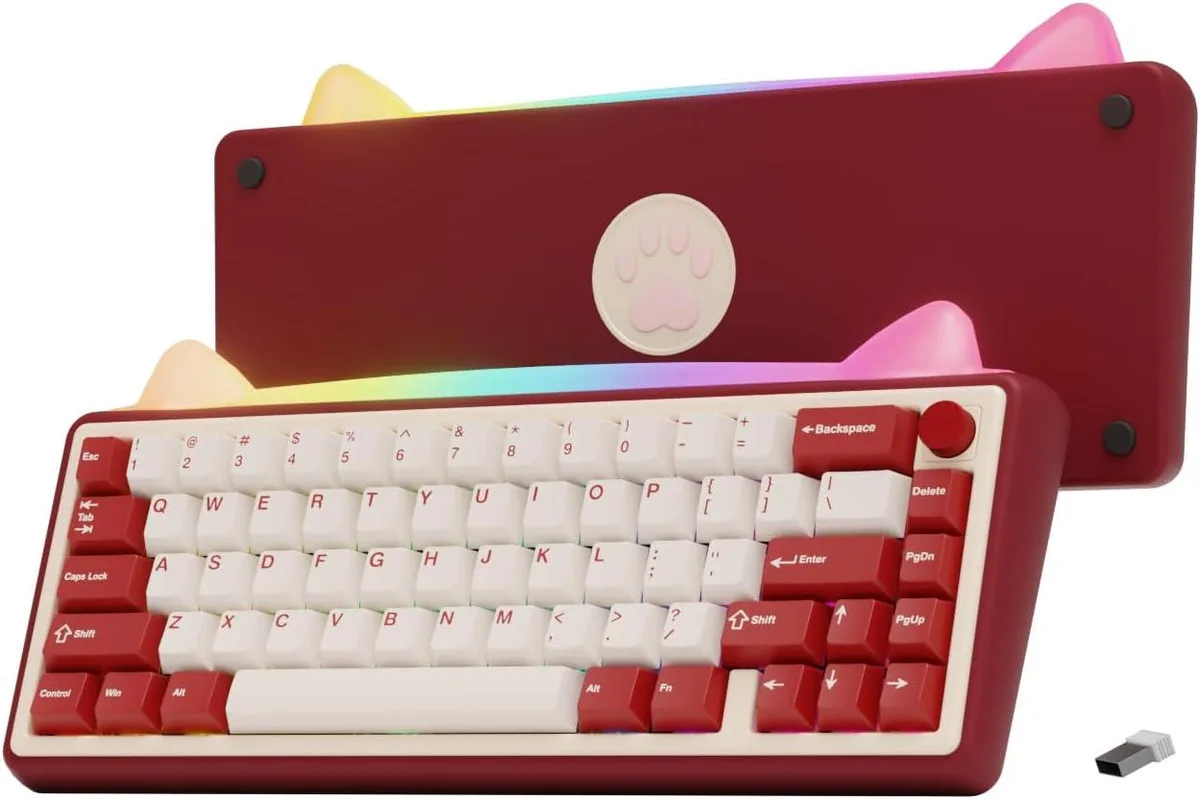 Compact 65% aluminum mechanical keyboard with metal knob, gasket mount, RGB backlighting