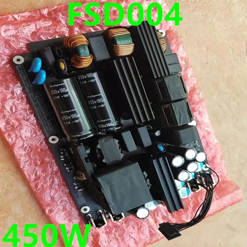 A 450W ATX switching power supply unit with standard form factor and neutral finish