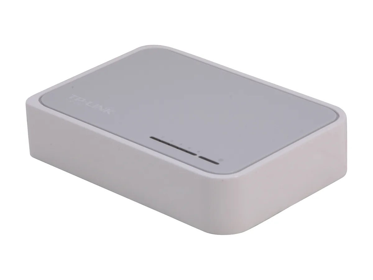 TP-Link TP-Link TL-SF1005D 5-port 10/100 Mbps network switch — صورة المنتج