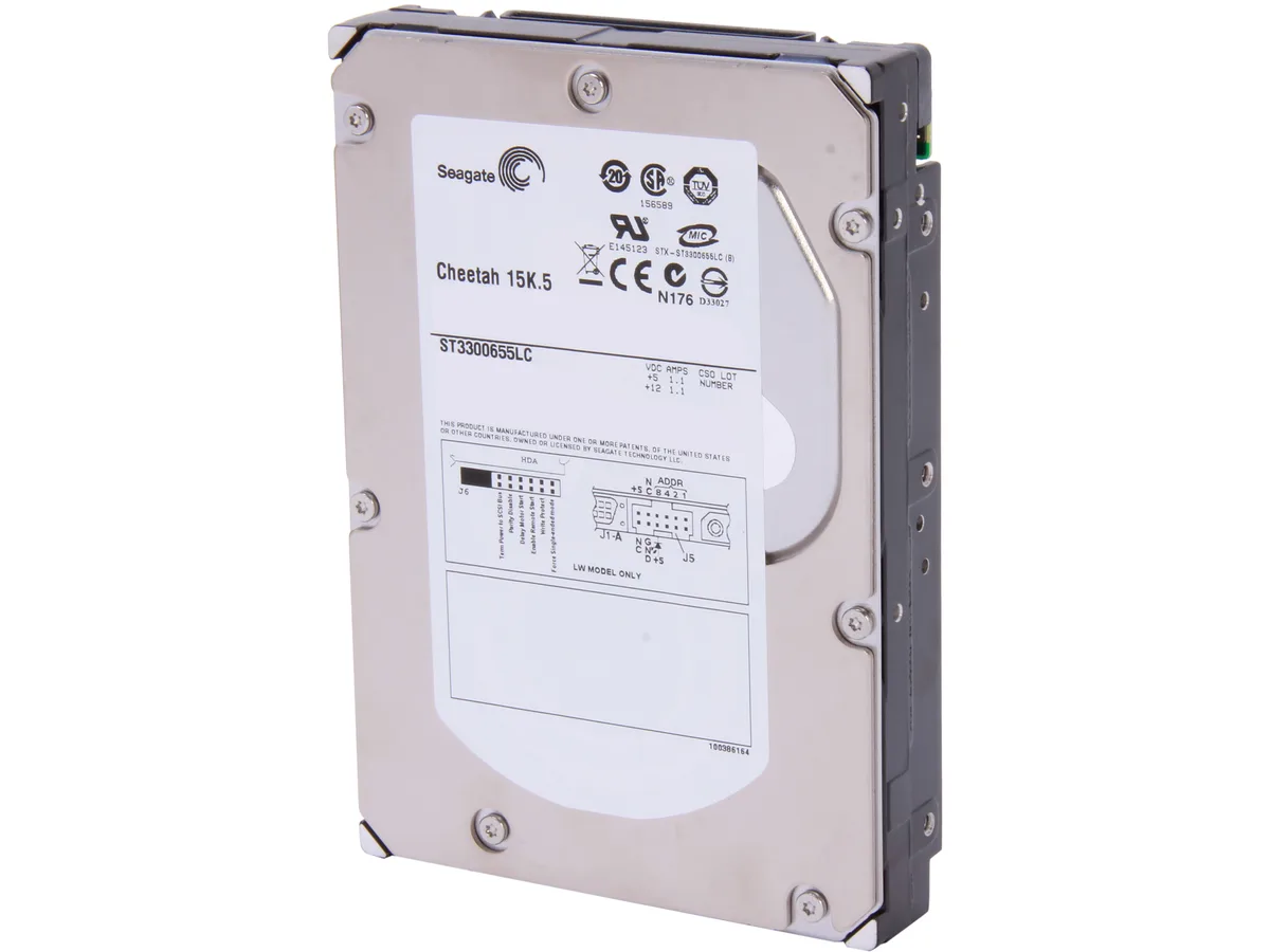 Seagate Seagate ST3300655LC 300GB 15000 RPM 16MB SCSI Ultra320 80pin 3.5" internal hard drive — Produktfoto