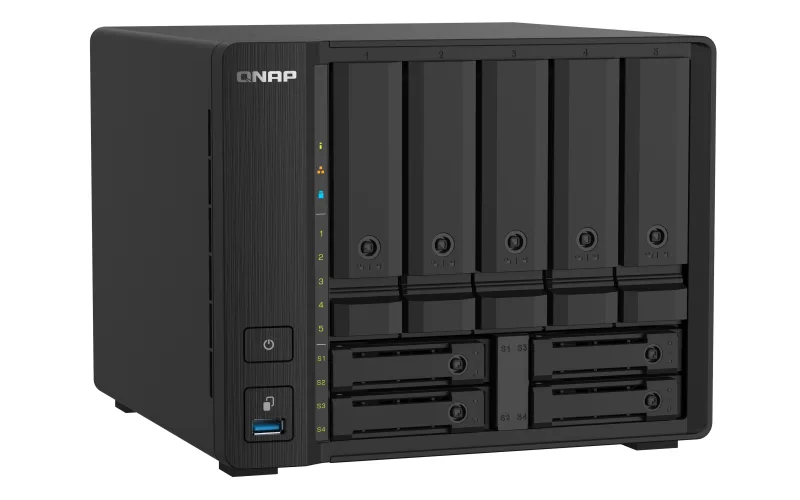 Qnap Qnap TS-932PX-4G-US 9-Bay Desktop NAS 4 GB DDR4 — صورة المنتج