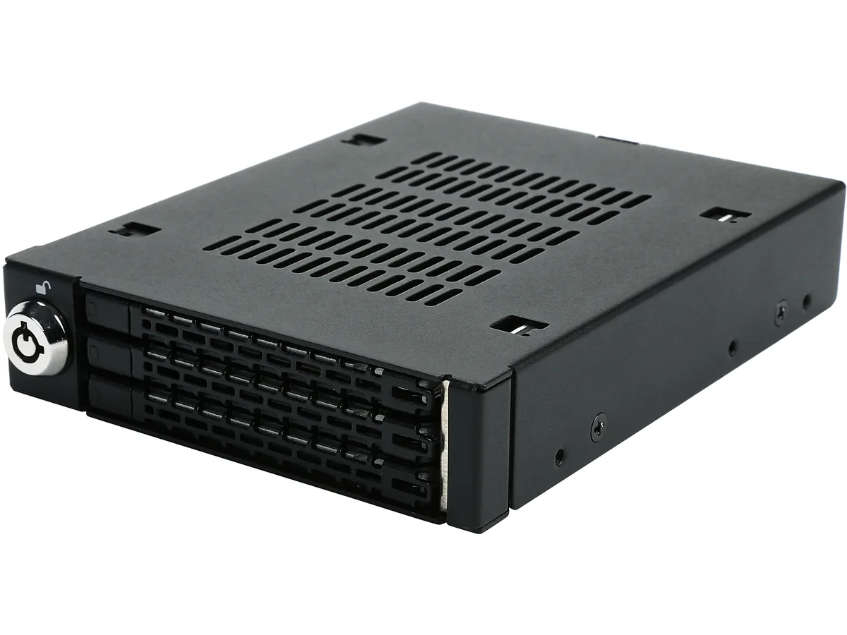 ICY DOCK ICY DOCK MB993SK-B ToughArmor 3 x 2.5" SAS SATA to 3.5" bay hdd accessory — 제품 사진
