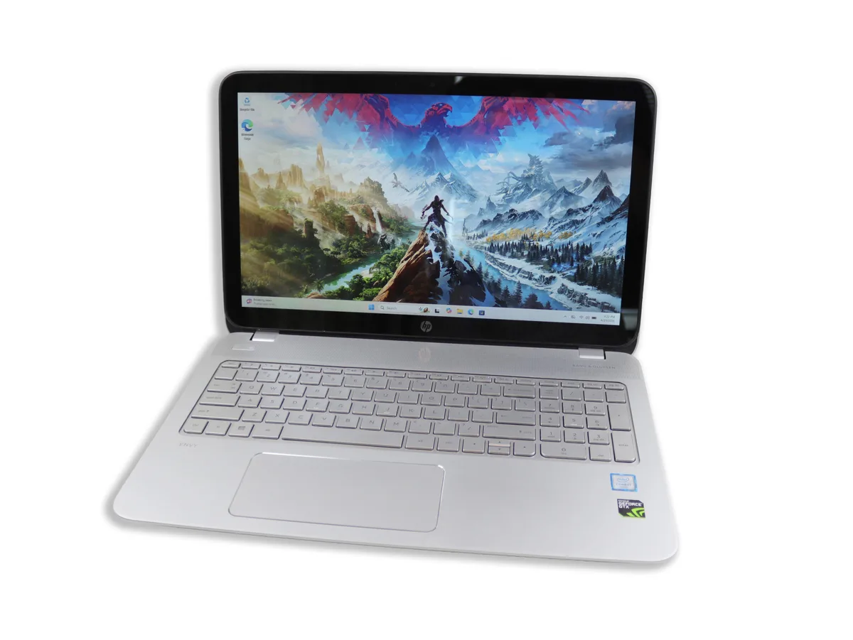 HP HP ENVY 15-q493cl i7-6700HQ 16GB 512GB GTX 950M 15.6" Touchscreen laptop — product photo
