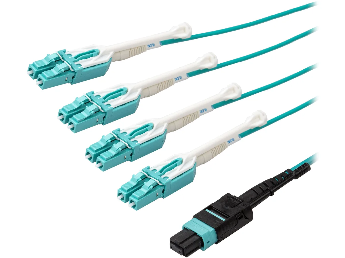 STARTECH STARTECH MPO8LCPL2M fibre optic cable MPO to 8x LC 2m OM3 plenum .5 ft — product photo