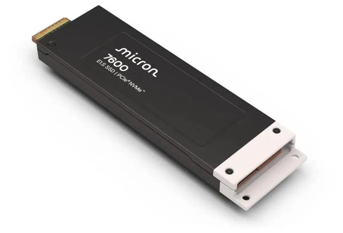 Micron Micron 7600 MAX 3.2TB NVMe E1.S 15mm enterprise SSD — productfoto