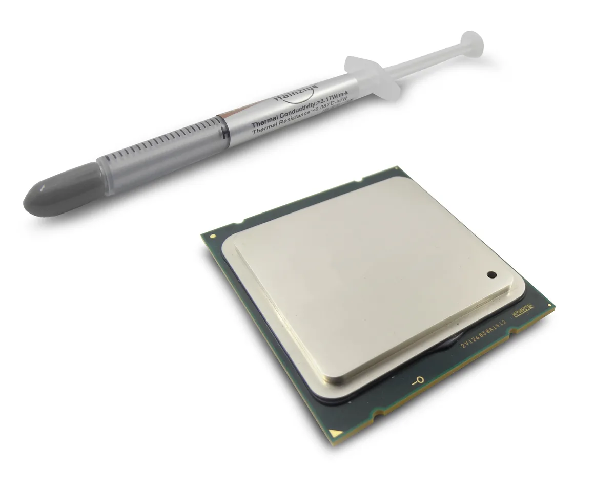 Intel Intel Xeon E7-4807 SLC3L 1.86 GHz 6-core 12-thread 18MB L3 95W LGA 1567 server processor — foto del producto
