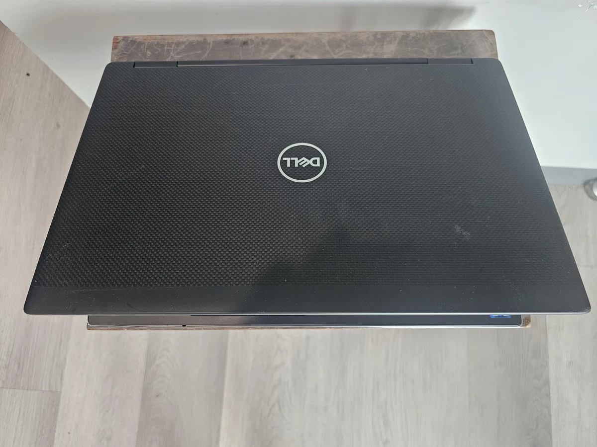 Silver Dell Precision 7540 laptop closed, 15.6 inch anti-glare screen, slim profile