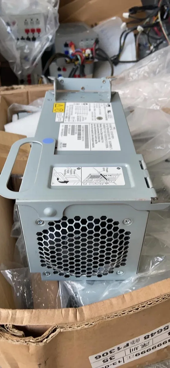 KHACHIMO KHACHIMO 670W Server Power Supply 69Y5860 69Y5861 X3400M2 M3 X3500M2 M3 — tuotekuva