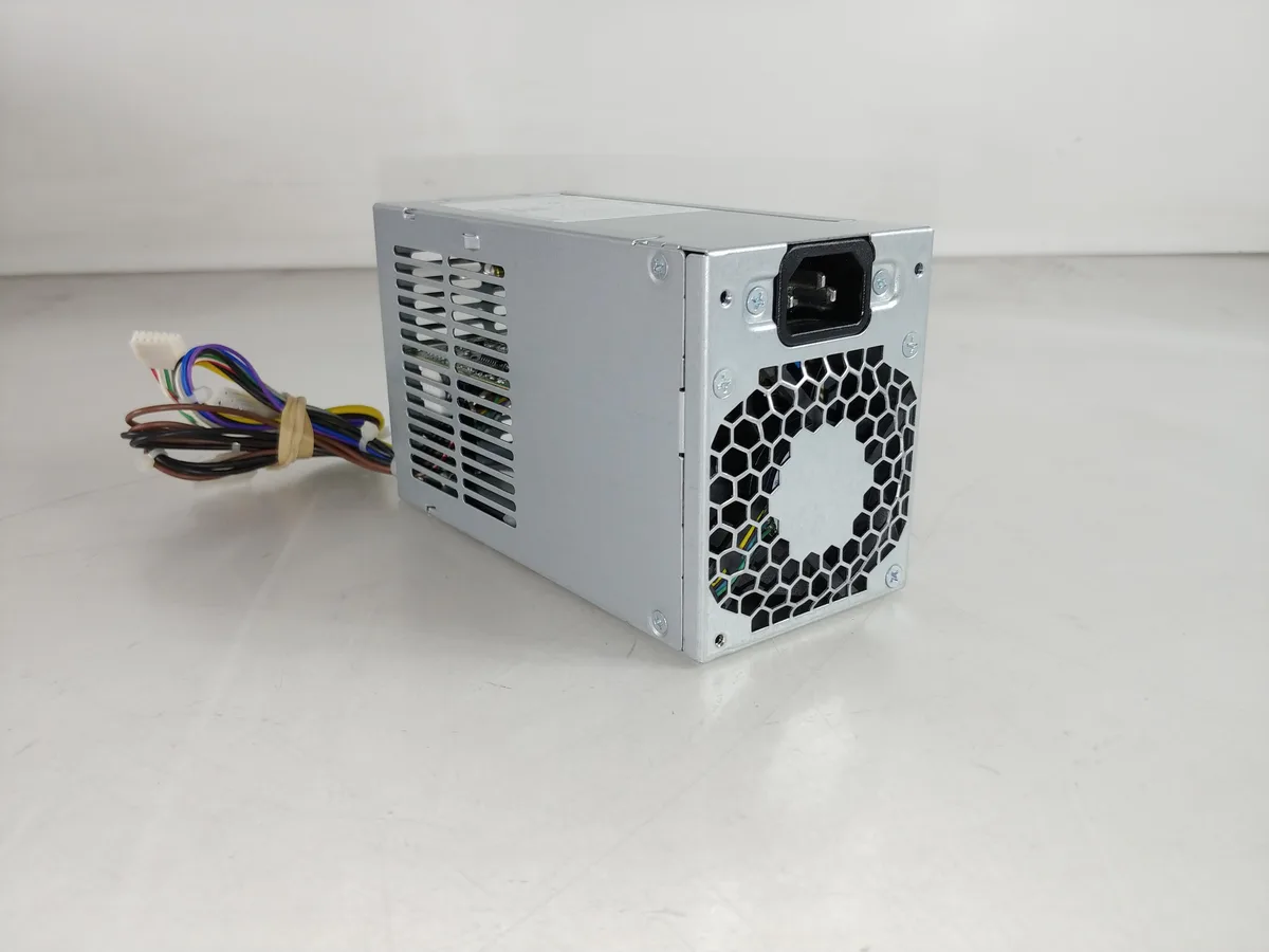 HP HP ProDesk 600 G2 200W 4-Pin 12V power supply 796349-001 — photo du produit