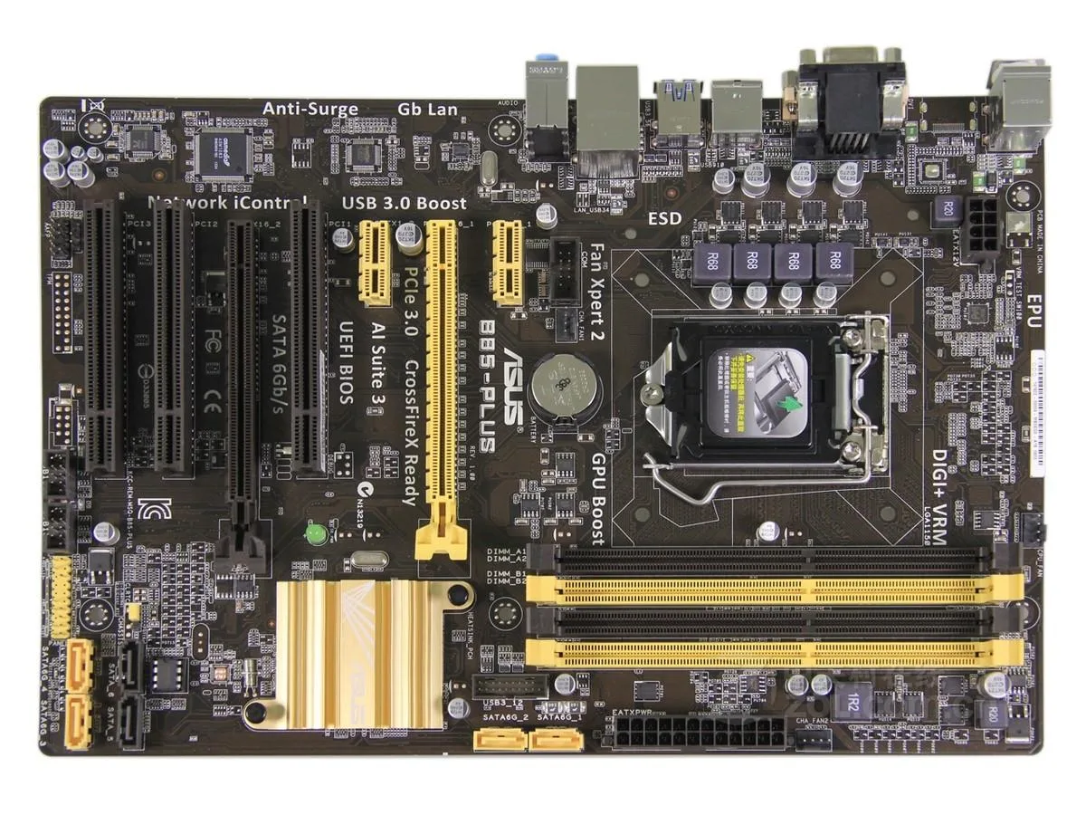 ATX motherboard with LGA 1150 socket and DDR3 slots