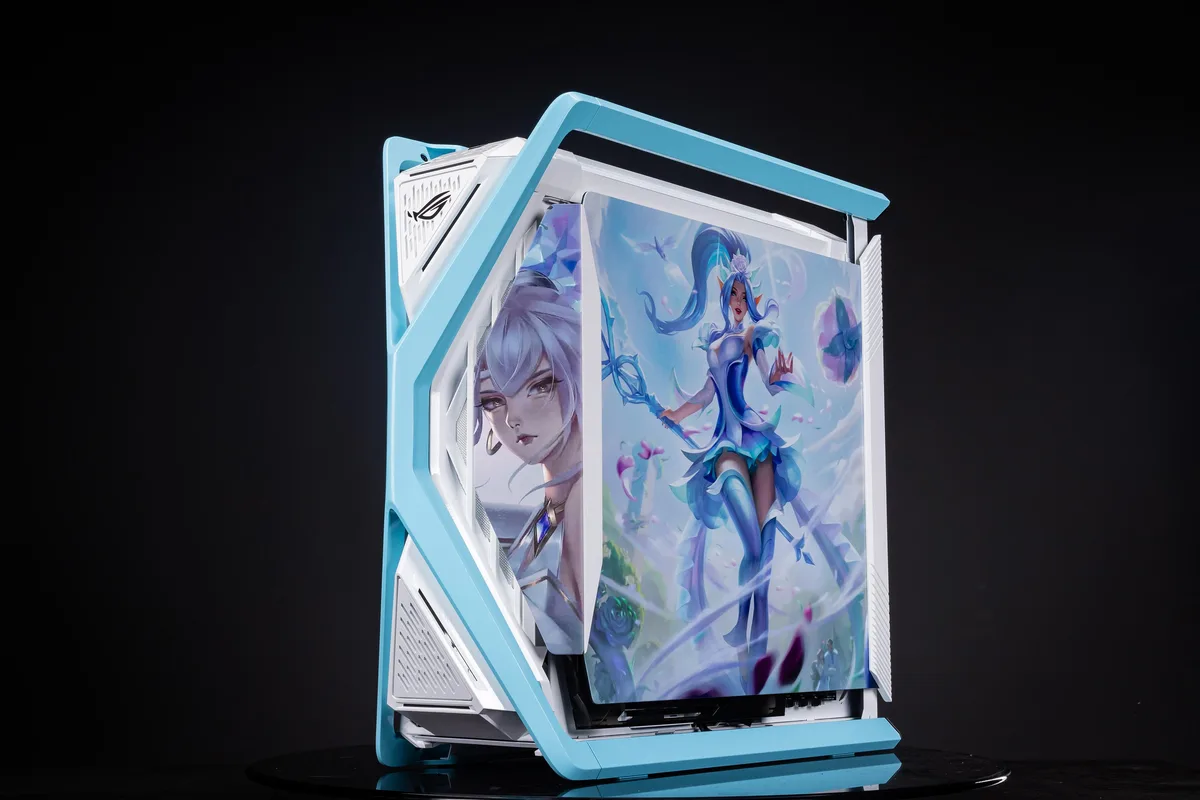 Full-tower E-ATX case with dual tempered glass panels and League of Legends Janna artwork