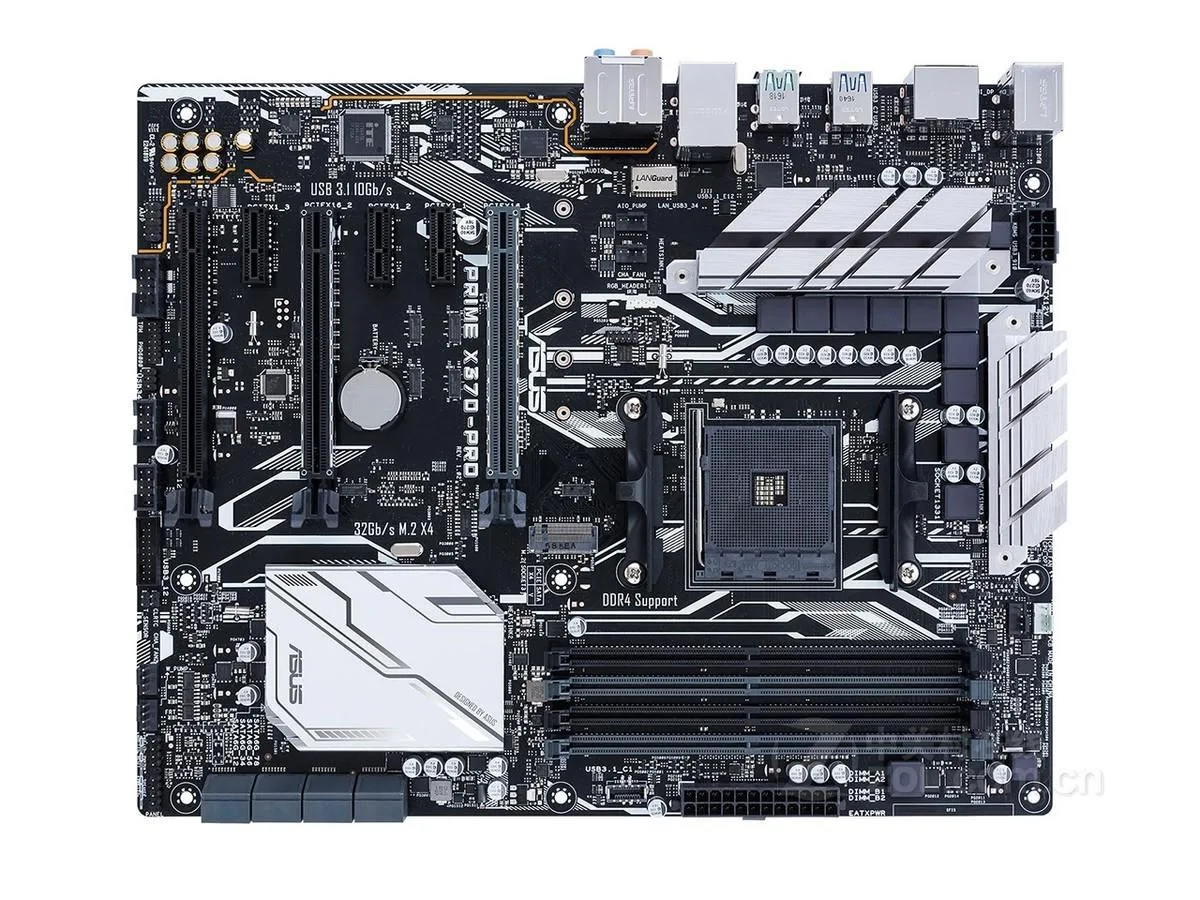 ASUS ASUS PRIME X370-PRO AMD X370 ATX motherboard — product photo