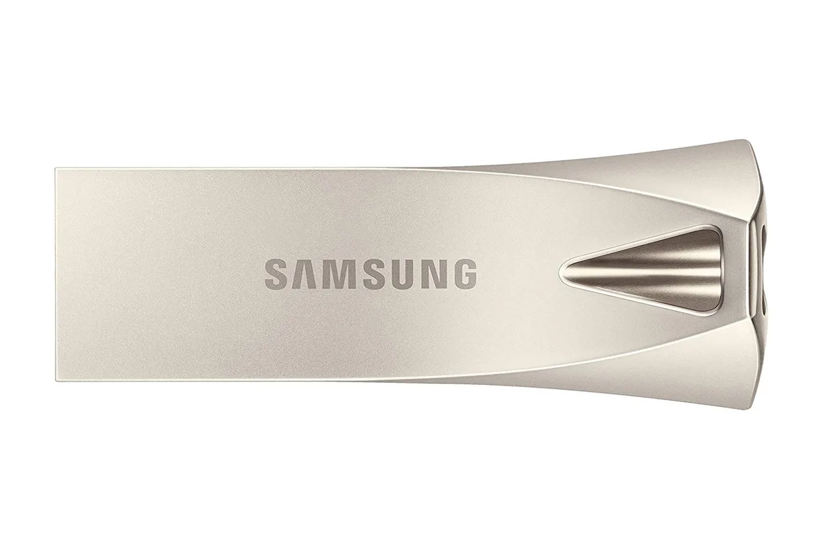 SAMSUNG SAMSUNG MUF-256BE3 256GB USB 3.1 Flash Drive Champagne Silver — תמונת המוצר